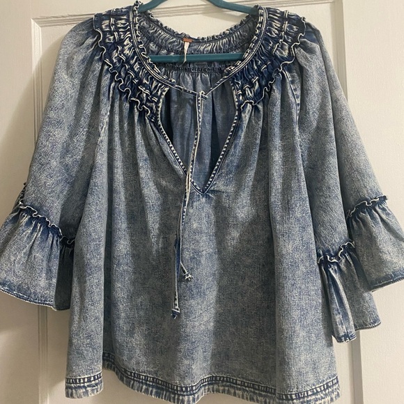 Free People Denim Top Large - Picture 1 of 2